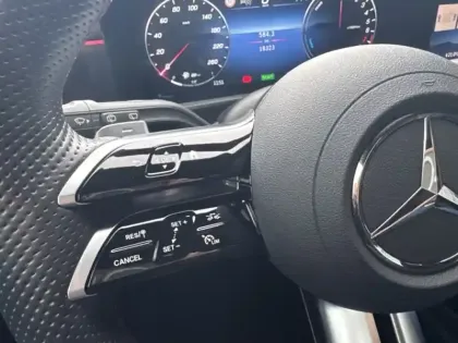 Photo 17 Mercedes Classe A 250 e Hybrid EQ AMG Line