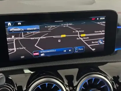 Photo 13 Mercedes CLA  250 e Hybrid EQ Coupé AMG 