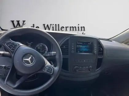 Photo 21 Mercedes Vito e 112 Fourgon Long