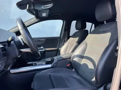 Photo 12 Mercedes GLA Gén. II (H247) Ph1 AMG Line 5