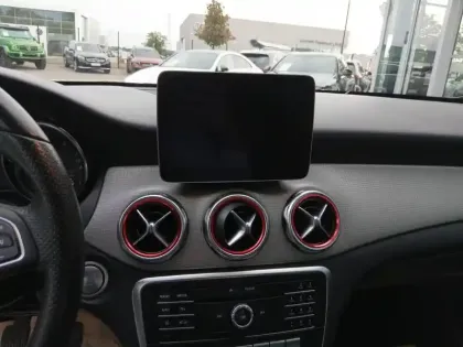 Photo 13 Mercedes GLA 180 Sensation