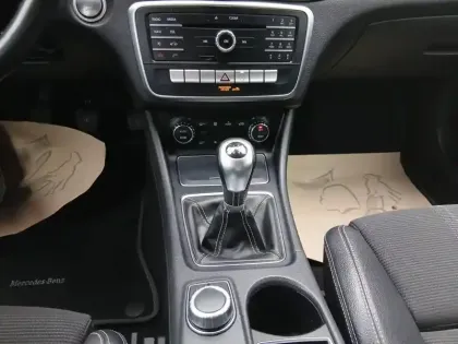 Photo 6 Mercedes GLA 180 Sensation