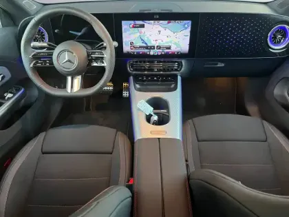 Photo 12 Mercedes CLA  250+ avec technologie EQ L