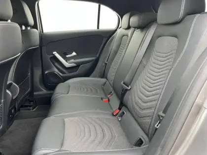 Photo 15 Mercedes Classe A 180 Progressive Line