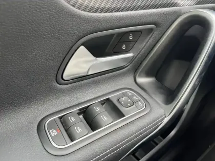 Photo 5 Mercedes Classe A 180 Progressive Line