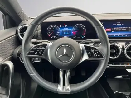 Photo 6 Mercedes Classe A 180 Progressive Line