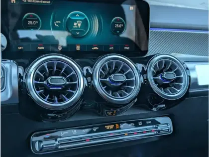 Photo 6 Mercedes GLB 220 d 4MATIC 