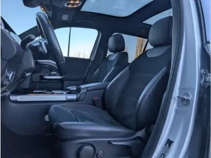 Photo 20 Mercedes GLB Gén. I (X247) Ph2 AMG Line 5