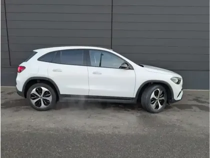 Photo 8 Mercedes GLA Gén. II (H247) Ph2 Progressive Line 5