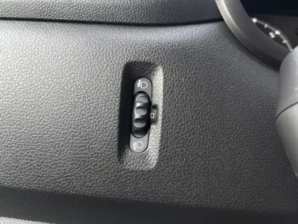 Photo 15 Renault Master 2.3L 135ch F3500 L1H2 Confort