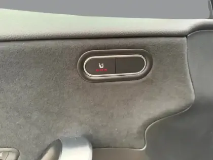 Photo 19 Mercedes Classe A 200 AMG Line