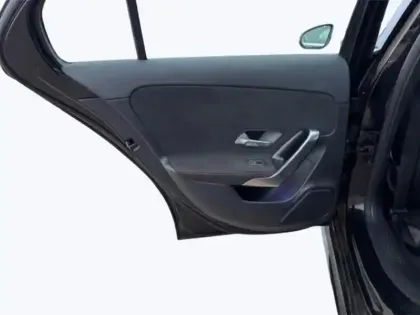 Photo 23 Mercedes Classe A Gén. IV (W177) Ph1 AMG Line 5