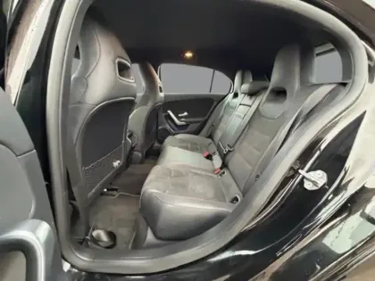 Photo 24 Mercedes Classe A Gén. IV (W177) Ph1 AMG Line 5