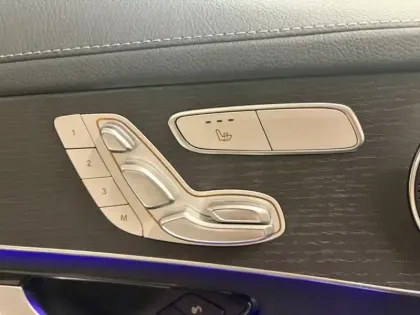 Photo 11 Mercedes Classe GLC 300de AmgLine