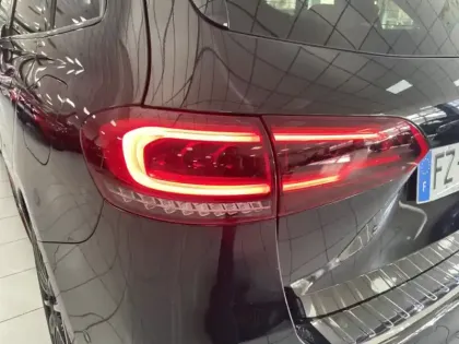 Photo 19 Mercedes Classe B 200 d AMG Line Edition