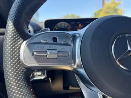 Photo 29 Mercedes Classe A AMG A 35 4MATIC Compacte