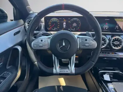 Photo 6 Mercedes Classe A AMG A 35 4MATIC Compacte