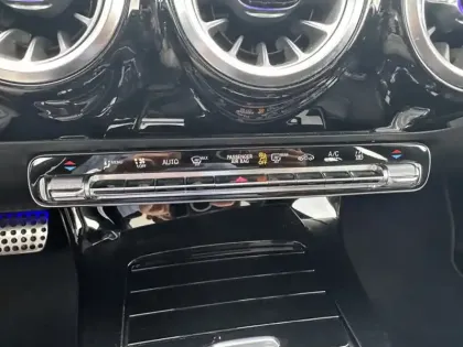 Photo 20 Mercedes CLA Gén. II (X118) Ph1 AMG Line 5