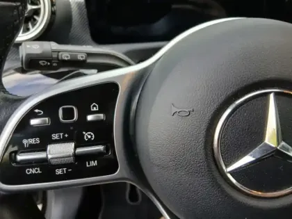 Photo 22 Mercedes Classe A Gén. IV (W177) Ph1 Progressive Line 5