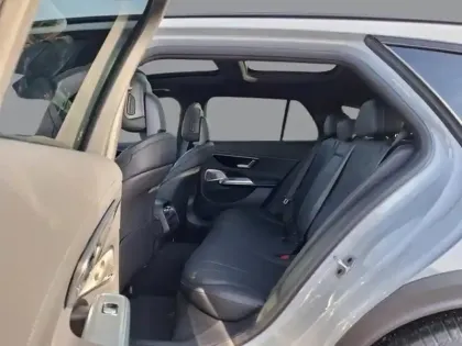 Photo 23 Mercedes Classe E Gén. VI (S214) Ph1 Base 5