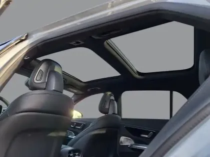 Photo 25 Mercedes Classe E Gén. VI (S214) Ph1 Base 5