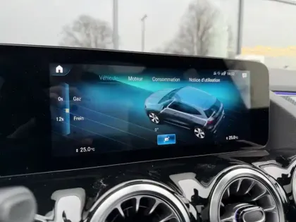 Photo 16 Mercedes GLA 200 AMG Line