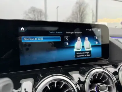 Photo 14 Mercedes GLA 200 AMG Line