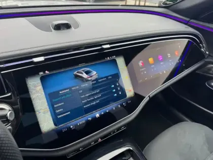 Photo 19 Mercedes Classe E E 220 d berline AMG Line