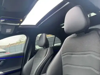 Photo 11 Mercedes Classe E E 220 d berline AMG Line