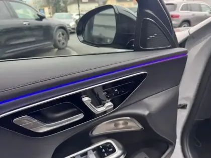 Photo 12 Mercedes Classe E E 220 d berline AMG Line