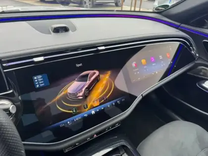 Photo 20 Mercedes Classe E E 220 d berline AMG Line