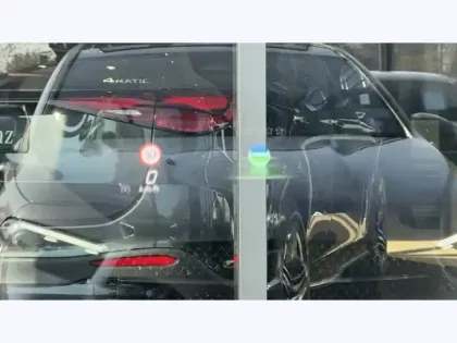 Photo 38 Mercedes Classe A 250 e Hybrid EQ AMG Line