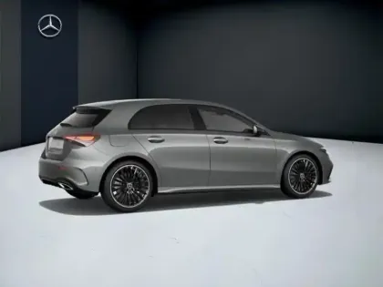 Photo 18 Mercedes Classe A 250 e Hybrid EQ AMG Line