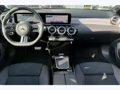 Photo 36 Mercedes Classe A 250 e Hybrid EQ AMG Line