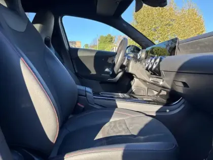 Photo 18 Mercedes Classe A 250 e Hybrid EQ AMG Line