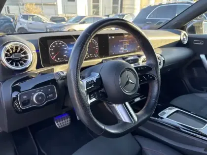 Photo 14 Mercedes Classe A 250 e Hybrid EQ AMG Line