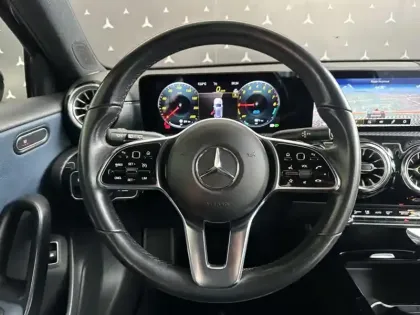 Photo 15 Mercedes Classe A 250 e Business Line