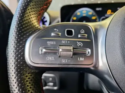 Photo 6 Mercedes GLA 250 e AMG Line