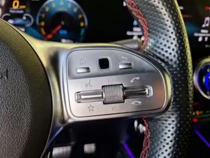 Photo 5 Mercedes GLA 250 e AMG Line