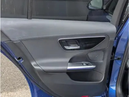 Photo 17 Mercedes Classe C 200 d 