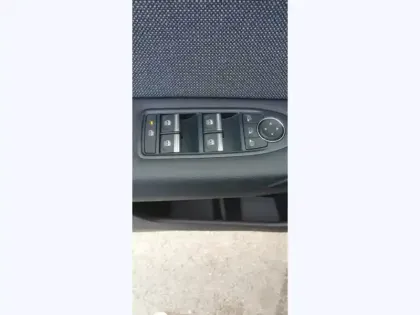 Photo 15 Mitsubishi Grandis Gén. II Ph1 Intense 5