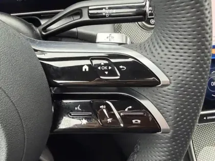 Photo 14 Mercedes Classe GLC Gén. II (X254) Ph1 AMG Line 5