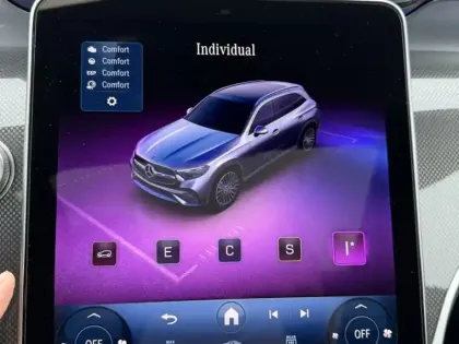 Photo 13 Mercedes Classe GLC Gén. II (X254) Ph1 AMG Line 5