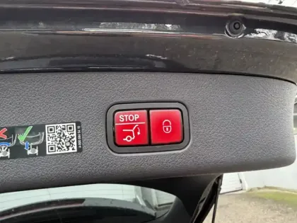 Photo 18 Mercedes Classe GLC Gén. II (X254) Ph1 AMG Line 5