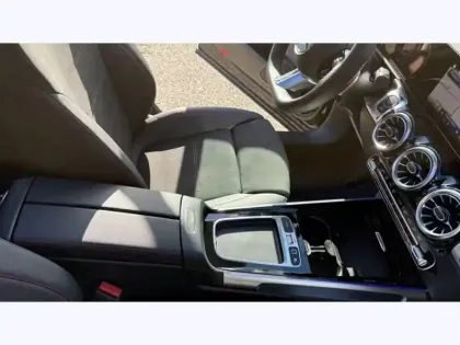 Photo 14 Mercedes GLB 200 d AMG Line