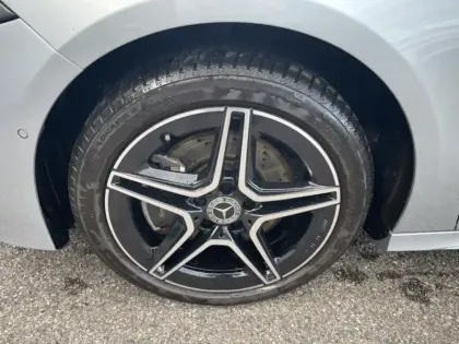 Photo 10 Mercedes Classe A 250 e Hybrid EQ AMG Line