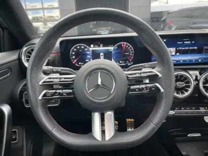 Photo 14 Mercedes Classe A 250 e Hybrid EQ AMG Line