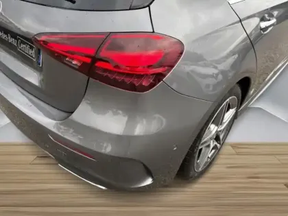 Photo 22 Mercedes Classe A 200 d AMG Line