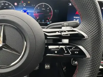 Photo 8 Mercedes Classe A 200 d AMG Line