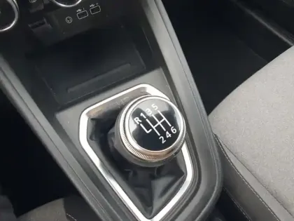 Photo 12 Mitsubishi Colt Gén. VIII Ph1 Business 5